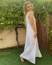 Load image into Gallery viewer, Bouquet Gown
