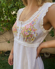 Load image into Gallery viewer, Bouquet Gown