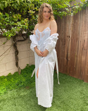 Load image into Gallery viewer, Baby's Breath Eyelet Robe