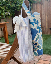 Load image into Gallery viewer, Beach Stripe Wine Tote