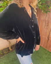 Load image into Gallery viewer, Velvet Button Up