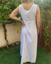 Load image into Gallery viewer, Bouquet Gown