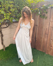 Load image into Gallery viewer, Sea Glass Slip