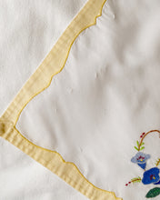 Load image into Gallery viewer, Floral Cloth Napkins