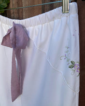 Load image into Gallery viewer, Daydream Pant - Purple Blossom
