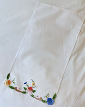 Load image into Gallery viewer, Mulit Flower Cloth Napkins