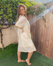 Load image into Gallery viewer, Garden Wall Robe