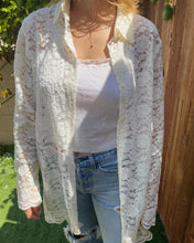 Load image into Gallery viewer, Lacy Button Up