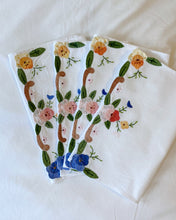 Load image into Gallery viewer, Mulit Flower Cloth Napkins