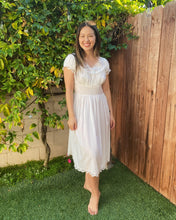 Load image into Gallery viewer, Puff Sleeve Dream Dress