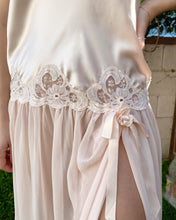 Load image into Gallery viewer, Daisy Buchanan Dress