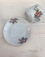 Load image into Gallery viewer, Floral Tea