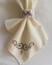 Load image into Gallery viewer, Flower Napkins
