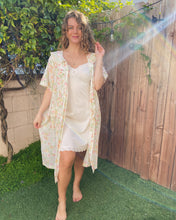 Load image into Gallery viewer, Garden Wall Robe