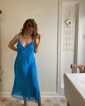 Load image into Gallery viewer, Ocean Blue Slip