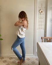 Load image into Gallery viewer, White Flower Tank