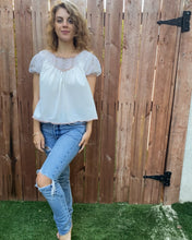 Load image into Gallery viewer, Rose Puff Sleeve Top