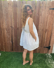 Load image into Gallery viewer, Big Bow Dress