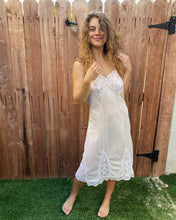 Load image into Gallery viewer, Lace Dream Slip