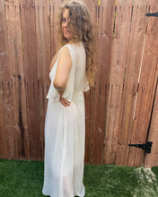 Load image into Gallery viewer, White Rose Robe