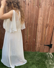 Load image into Gallery viewer, White Rose Robe