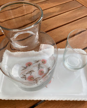 Load image into Gallery viewer, White Tray with Red Roses