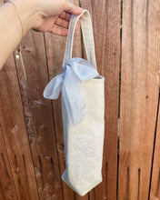Load image into Gallery viewer, Snowflake Wine Tote