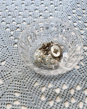 Load image into Gallery viewer, Crystal Snack Bowls