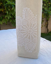 Load image into Gallery viewer, Doily Burst Wine Tote