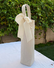 Load image into Gallery viewer, Lace Wine Tote