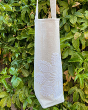 Load image into Gallery viewer, Doily Burst Wine Tote
