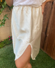 Load image into Gallery viewer, Tiny Daisy Cream Slip Skirt