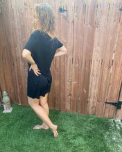 Load image into Gallery viewer, Black Mini Skirt Slip