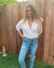 Load image into Gallery viewer, A Embroidered Shirt