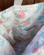 Load image into Gallery viewer, Flower Field Market Bag