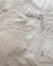 Load image into Gallery viewer, Square Table Cloth