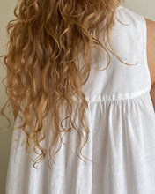 Load image into Gallery viewer, Cotton Daisy Nightgown
