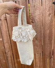 Load image into Gallery viewer, Daisy Lace Wine Tote
