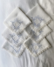 Load image into Gallery viewer, Flower Embroidered Napkins
