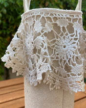 Load image into Gallery viewer, Daisy Lace Wine Tote