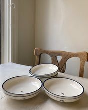Load image into Gallery viewer, Ditsy Daisy Plates
