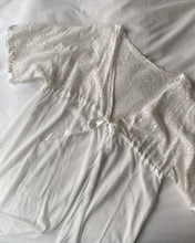 Load image into Gallery viewer, White Lace Robe