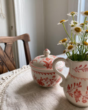 Load image into Gallery viewer, Red Flower Jar
