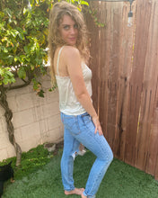 Load image into Gallery viewer, Simple Lace Tank
