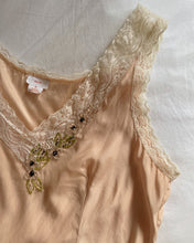 Load image into Gallery viewer, Peachy Pink Beaded Top
