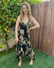 Load image into Gallery viewer, Four Weddings and a Dress