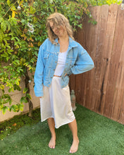 Load image into Gallery viewer, Small Lace Skirt