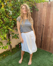 Load image into Gallery viewer, Bow Embroidered Skirt