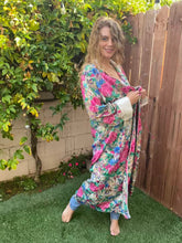 Load image into Gallery viewer, Shimmering Garden Robe