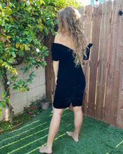 Load image into Gallery viewer, Black Velvet Sweetheart Dress